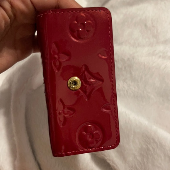 ⚜️ Louis Vuitton
4 Key Holder Monogram Vernis - Picture 3 of 12